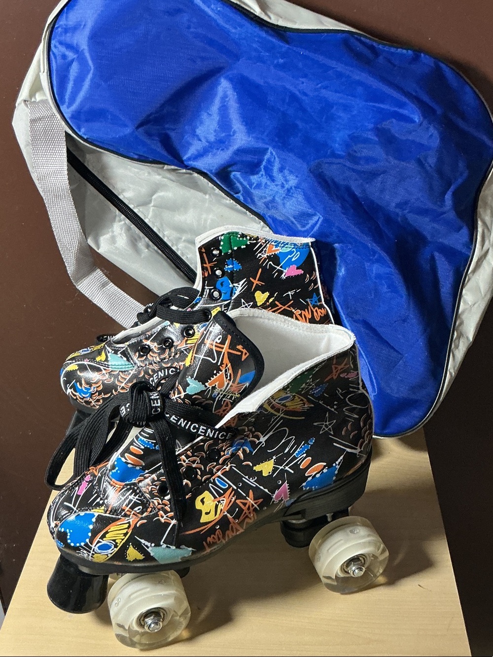 Kids Black Multi Graphic Roller Skates Blue Carry Bag double row four wheel new